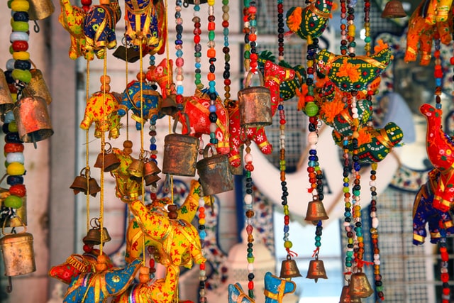 How to find the right niche for your handicraft business